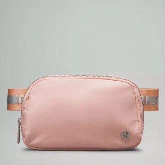 NWT Lululemon Everywhere Beltbag 1L *Wordmark - Pink Mist/Silver/White Opal - Picture 1 of 7